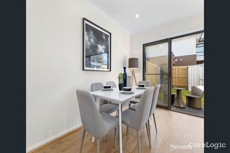 Property photo of 2/6A Stradbroke Street Oakleigh South VIC 3167