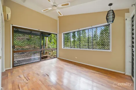 Property photo of 18 Anivas Close Freshwater QLD 4870