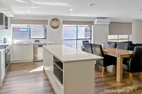 Property photo of 18 Sandygate Circuit Strathtulloh VIC 3338