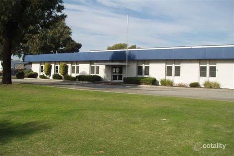 325 Treasure Rd N, Welshpool, WA 6106