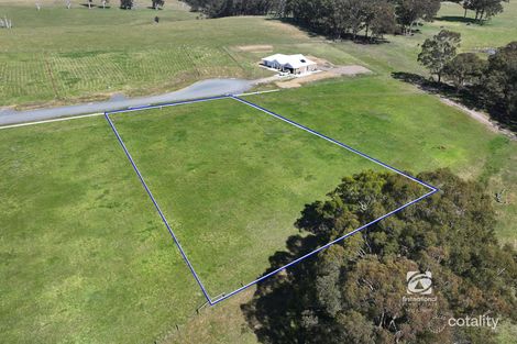 Property photo of 16 Minka Rise Nicholson VIC 3882