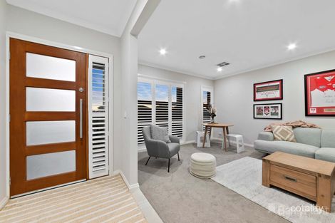 Property photo of 28 Elmtree Crescent Clyde North VIC 3978