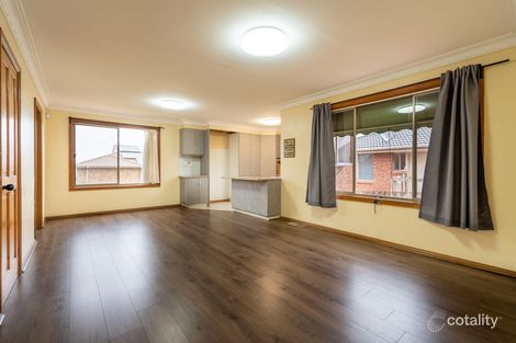 Property photo of 8 Law Court South Morang VIC 3752