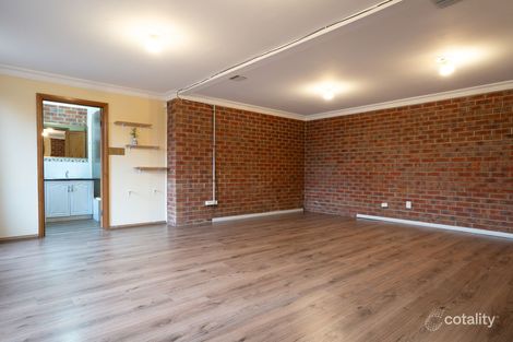 Property photo of 8 Law Court South Morang VIC 3752
