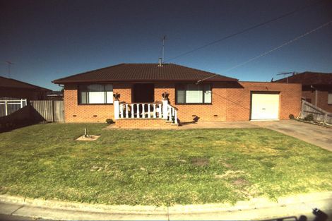 14 Grevillea Ave, Corio, VIC 3214