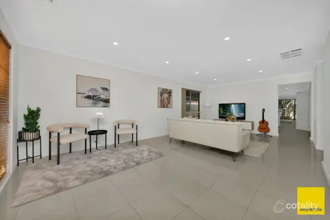 Property photo of 17 Thames Way Roxburgh Park VIC 3064