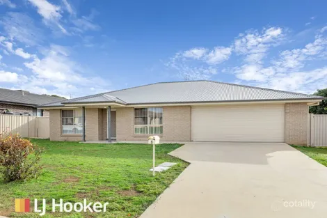 Property photo of 5 Appaloosa Place Hillvue NSW 2340