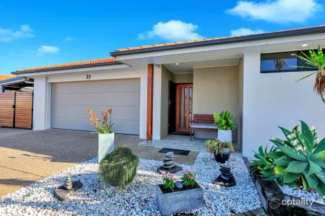 27 CHANTELLE CCT, CORAL COVE, QLD 4670