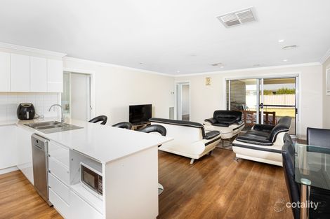 Property photo of 3 Cunjegong Loop Gobbagombalin NSW 2650
