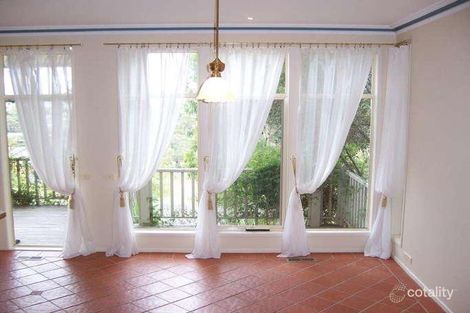 Property photo of 1 Pinnacle Close Highton VIC 3216