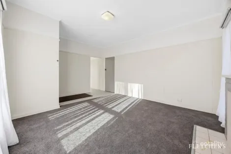Property photo of 16 Violet Grove Wendouree VIC 3355