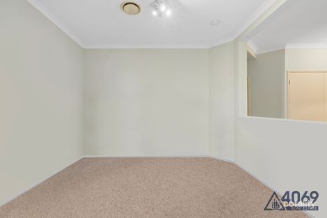 Property photo of 32 Serene Place Fig Tree Pocket QLD 4069