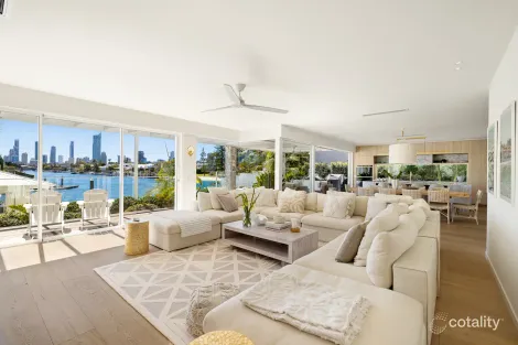 Property photo of 53 Beverley Crescent Broadbeach Waters QLD 4218