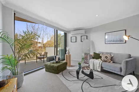 Property photo of 4/5 Soundy Close Belconnen ACT 2617