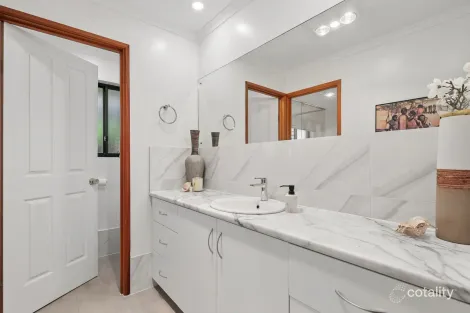 Property photo of 79 Lakeside Circuit Encounter Bay SA 5211