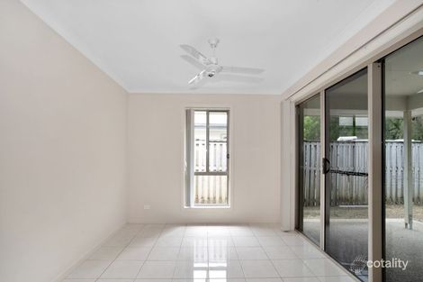 Property photo of 23 Warilla View Blacks Beach QLD 4740
