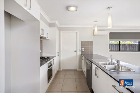 Property photo of 16 Greenhill Street Spring Farm NSW 2570