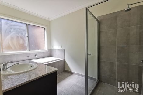 Property photo of 49 Tyers Lane Keysborough VIC 3173