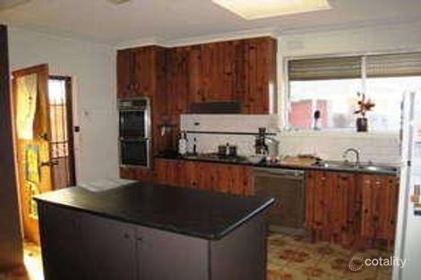 Property photo of 18 Juniper Crescent Thomastown VIC 3074