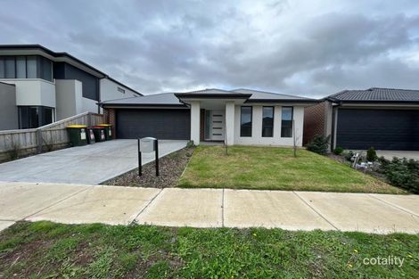 Property photo of 33 Heron Drive Mickleham VIC 3064