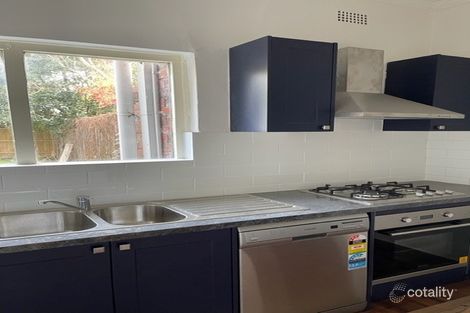 Property photo of 18 Ellerslie Place Toorak VIC 3142