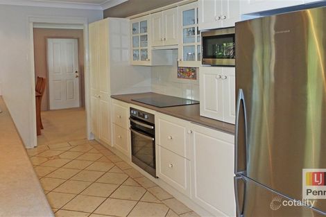 2 Colling Ave, Werrington County, NSW 2747