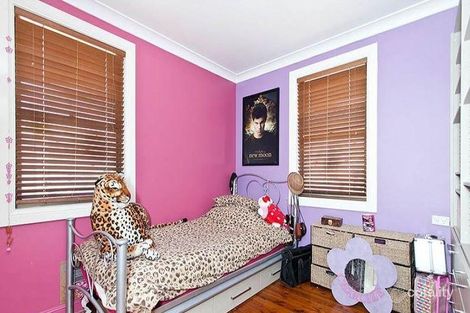 Property photo of 16 Brian Avenue Warilla NSW 2528