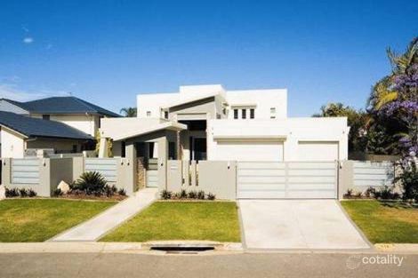 122 Edinburgh Rd, Benowa, QLD 4217