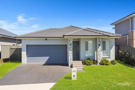 13 Redden Cres, Grantham Farm, NSW 2765