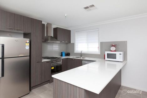 Property photo of 8A Beckham Street Spring Farm NSW 2570