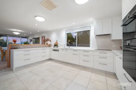 Property photo of 2 Kinleyside Crescent Weetangera ACT 2614