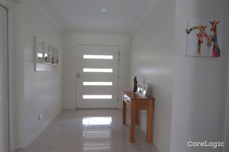 Property photo of 8 Bellbird Place Gilston QLD 4211
