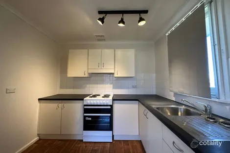 Property photo of 32 Cedar Crescent Forbes NSW 2871