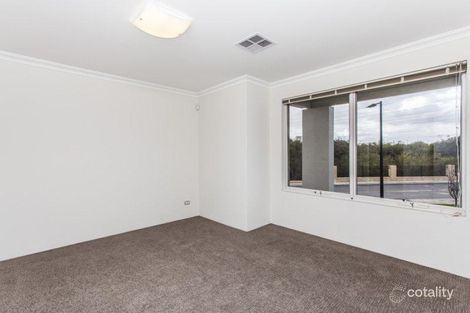 5/27 Barfield Rd, Hammond Park, WA 6164