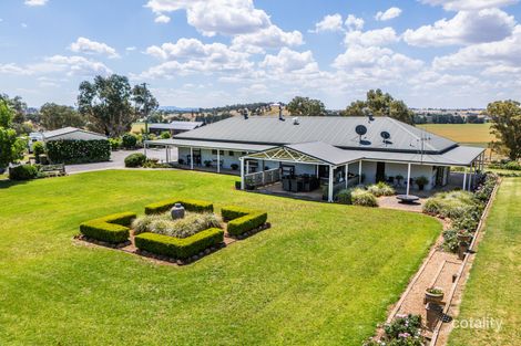 Property photo of 3859 Belubula Way Canowindra NSW 2804