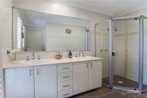 Property photo of 9 Blue Wren Way Warriewood NSW 2102
