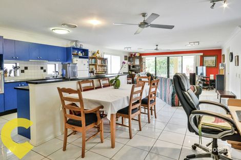 Property photo of 27 Dorian Crescent Sippy Downs QLD 4556