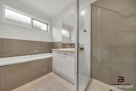 Property photo of 12 Lexington Crescent Officer VIC 3809