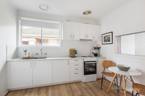 Property photo of 2/176 Doncaster Road Balwyn North VIC 3104