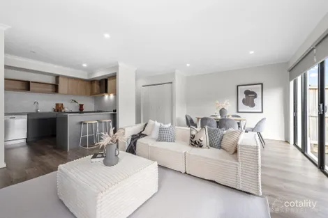 Property photo of 86 Viewbright Road Clyde North VIC 3978