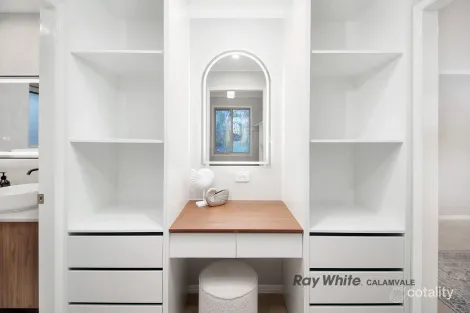 Property photo of 115 Penson Street Stretton QLD 4116