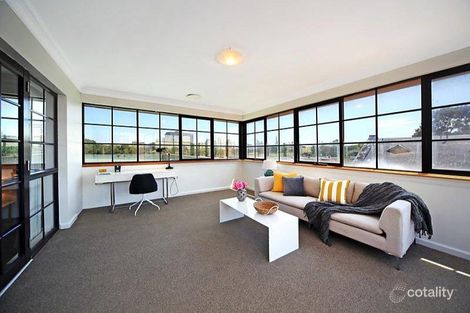 Property photo of 42/100 Commercial Road South Yarra VIC 3141