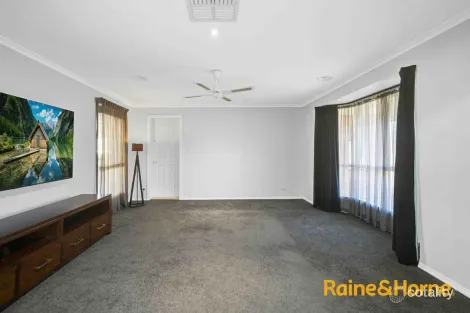 Property photo of 39 Underbank Boulevard Bacchus Marsh VIC 3340