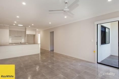 Property photo of 5/30 Taurus Circuit Coomera QLD 4209