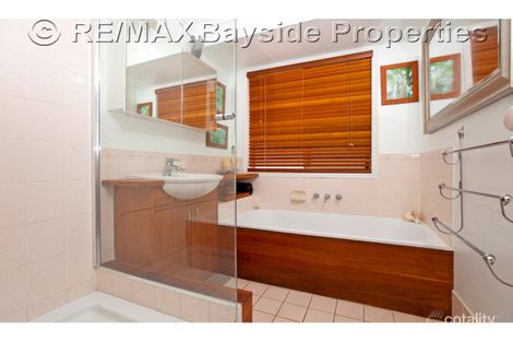 Property photo of 56 Sunnybay Drive Birkdale QLD 4159