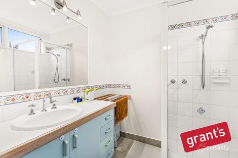 Property photo of 10 Leonard Avenue Berwick VIC 3806