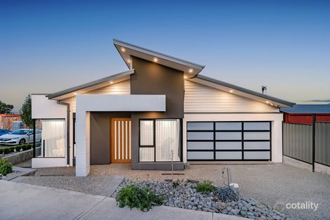 Property photo of 5 Regal Rise Craigieburn VIC 3064