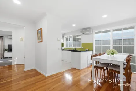 Property photo of 1/8 Middle Road Camberwell VIC 3124