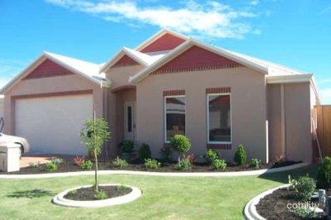 9 Bookleaf Loop, Halls Head, WA 6210
