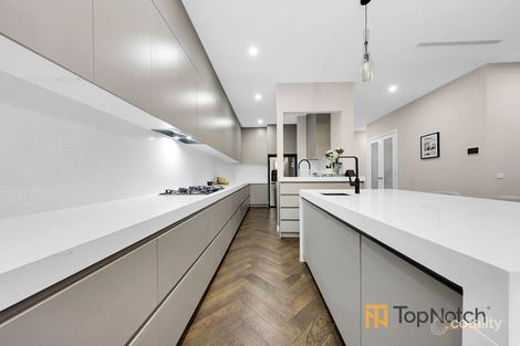 Property photo of 4 Pinnacle Chase Beveridge VIC 3753